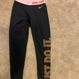 Nike leggings